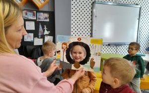 Uczestnicy lekcji bibliotecznej