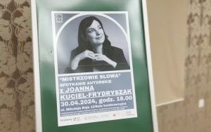 Fotorelacja ze spotkania autorskiego z Joanną Kuciel-Frydryszak
