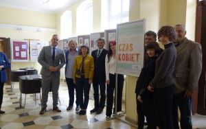 Fotorelacja z uroczystości z okazji Dnia Bibliotekarza i Bibliotek