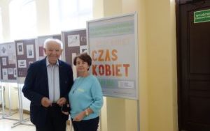 Fotorelacja z uroczystości z okazji Dnia Bibliotekarza i Bibliotek