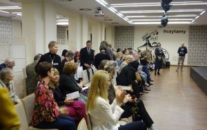 Fotorelacja z uroczystości z okazji Dnia Bibliotekarza i Bibliotek