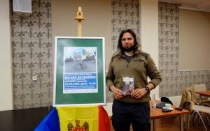 Fotorelacja ze spotkania autorskiego z Miłoszem Szymańskim