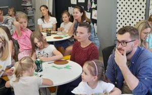 Uczestnicy zajęć w ramach Klubu Książkowych Jeżyków