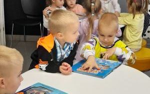 Uczestnicy lekcji bibliotecznych w Bibliotece "Pod Sową"