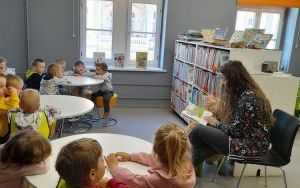 Uczestnicy lekcji bibliotecznych w Bibliotece "Pod Sową"