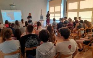 Uczestnicy spotkania z kulturą Masajów