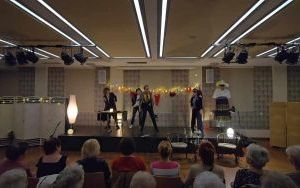 Spektakl "Merry Wives"