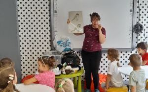 Uczestnicy zajęć z "Lisim Zakątkiem" 4.07.2024