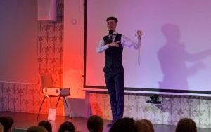 Fotorelacja z pokazu iluzji