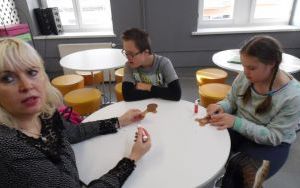LEKCJE BIBLIOTECZNE W BIBLIOTECE "POD SOWĄ"  (1)
