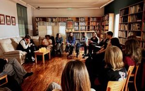 Fotorelacja z Wieczorku Poetyckiego: Słowa, które poruszają serca