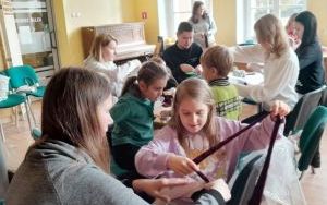 Uczestnicy zajęć w ramach współpracy ze społecznością ukraińską