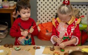 Fotorelacja z zajęć z dekorowania pierników