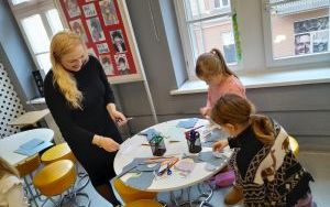 Uczestnicy zajęć feryjnych "Na Łyżwy"