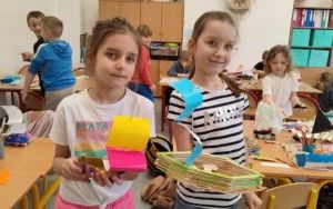 Uczestnicy zajęć w ramach projektu Nasza Mała Biblioteka