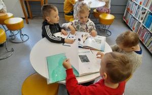 Fotorelacja z lekcji bibliotecznej