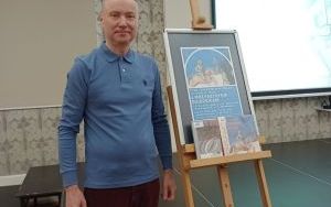 Fotorelacja ze spotkania autorskiego z Krzysztofem Dziedzicem