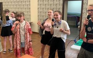 Uczestnicy zajęć w ramach Młodzieżowego Klubu Mangi i Anime