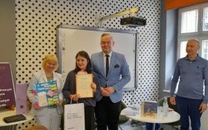 Fotorelacja z rozstrzygnięcia konkursu "Lapbookowa legenda Oleśnicy"