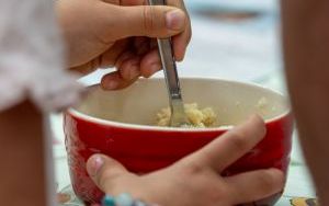 Uczestnicy zajęć "Czytaj, Gotuj, Smakuj" (7)