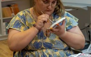 Uczestnicy warsztatów "Poezja zKubka"