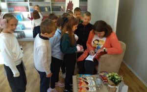 Fotorelacja ze spotkania autorskiego z Moniką Borkowską-Szmit