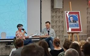 Fotorelacja ze spotkania ze Sławomirem Gortychem (6)