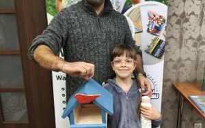 Fotorelacja z warsztatów tworzenia karmników (4)