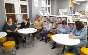 Fotorelacja z DKK dla Rodziców w Bibliotece "Pod Sową" (5)