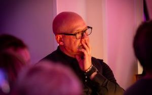 Fotorelacja e spotkania autorskiego z Jarosławem Kiełbasiewiczem (6)