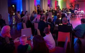 Fotorelacja e spotkania autorskiego z Jarosławem Kiełbasiewiczem (10)