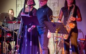 Fotorelacja e spotkania autorskiego z Jarosławem Kiełbasiewiczem (12)