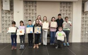 Fotorelacja z zajęć z tworzenia własnej gry planszowej