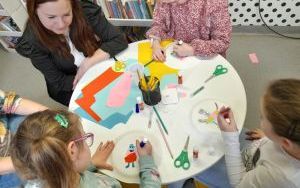 Uczestnicy Klubu Książkowych Jeżyków (4)