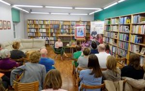 Fotorelacja ze spotkania autorskiego z Magdaleną Majcher