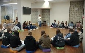 Fotorelacja z warsztatów dla młodzieży o relacjach (4)