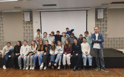 Fotorelacja ze spotkania podróżniczego dla młodzieży z Piotrem Kowalczykiem
