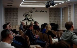 Wykład o Kurdach prof. Marcina Szydzisza. Publiczność