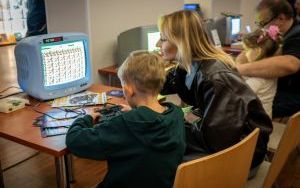 Uczestnicy imprezy retro gamingowej Pixelove Ole (7)