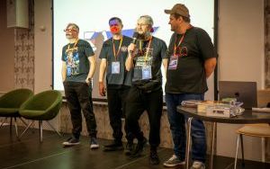 Uczestnicy imprezy retro gamingowej Pixelove Ole (7)