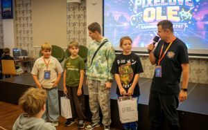 Uczestnicy imprezy retro gamingowej Pixelove Ole (5)