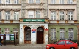 Budynek biblioteki, rok 1997.