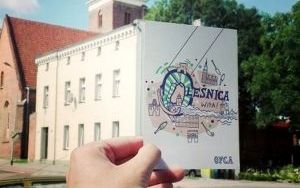 Kartka z grafiką autorstwa Diany Karpowicz