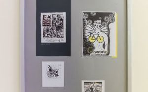 Plansza z X międzynarodowej wystawy ekslibrisów i małych form graficznych "Rowerem bliżej natury"