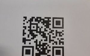 Kod QR z ukrytym tytułem bajki "4"