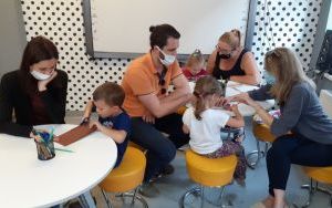 Uczestnicy zajęć w ramach Klubu Książkowych Jeżyków