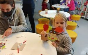 Uczestnicy zajęć w ramach Klubu Książkowych Jeżyków