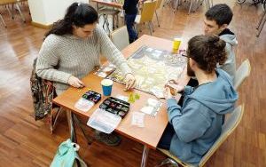 Fotorelacja z grudniowych "Rejówek w bibliotece"