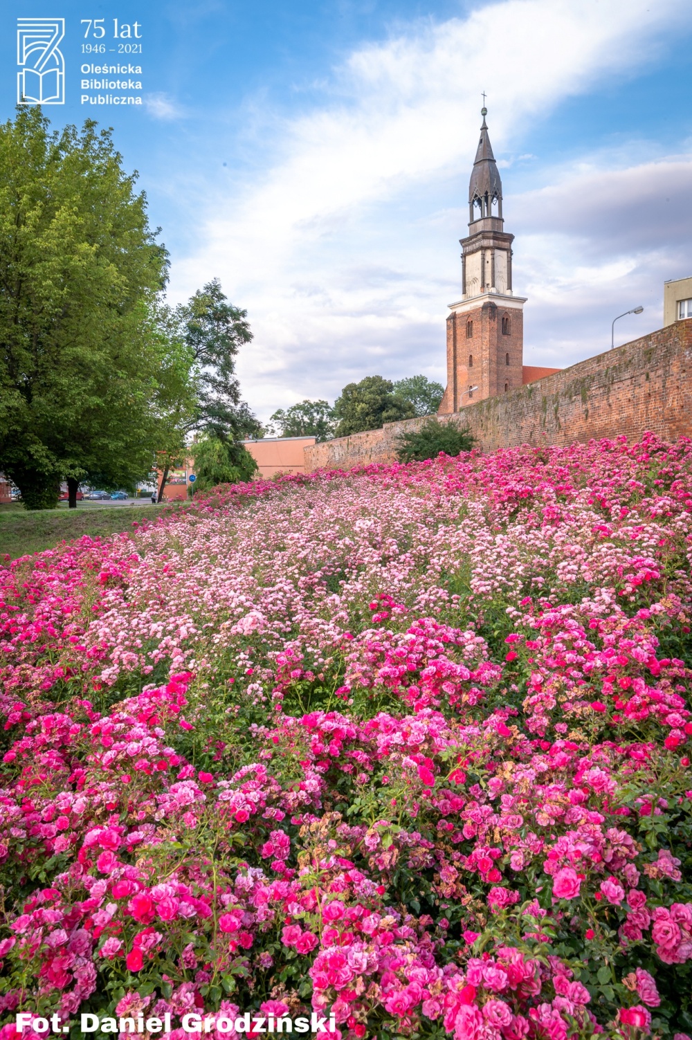 Widok na wieżę Kościoła Rzymskokatolickiego Pw. św. Jerzego, fot. Daniel Grodziński