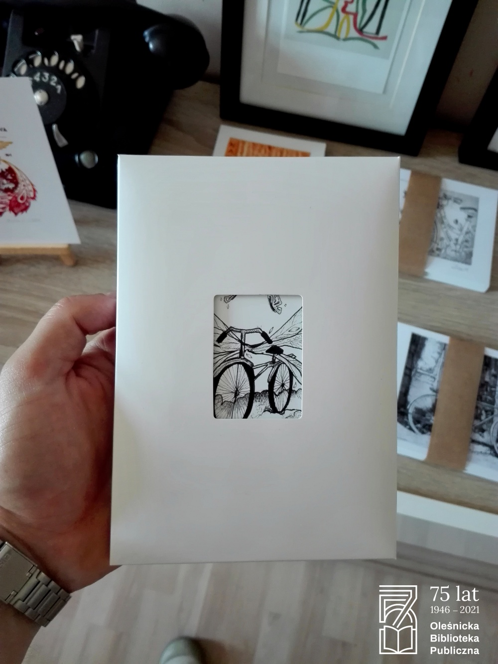 Kartki pocztowe wydane w ramach X wystawy eklsibrisów i małych form graficznych